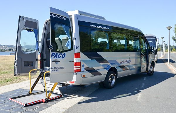Alquiler de autobuses para empresas en A Coruña y alrededores