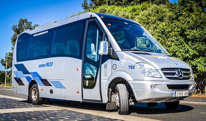 Alquiler de microbús con conductor en A Coruña